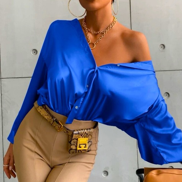 Solid Blouse - Picture 3 of 5